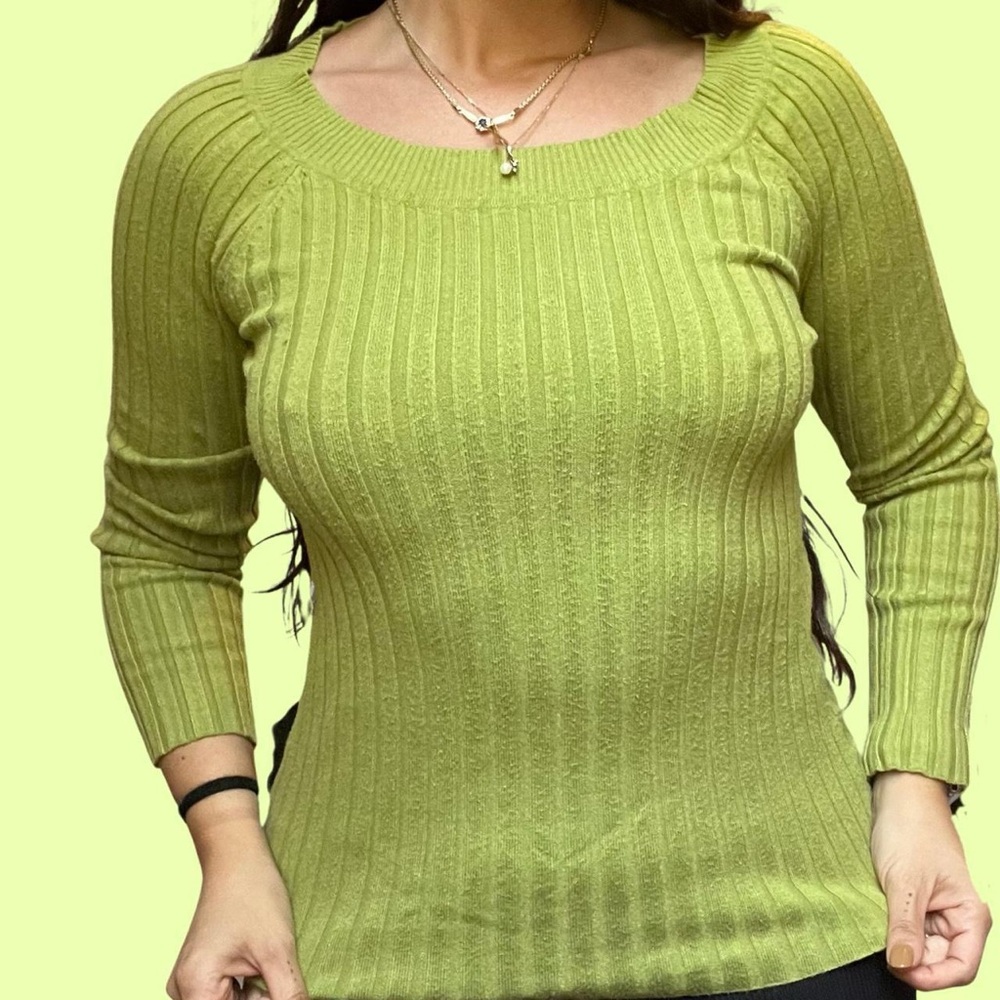 Women's Ribbed Green Sweater